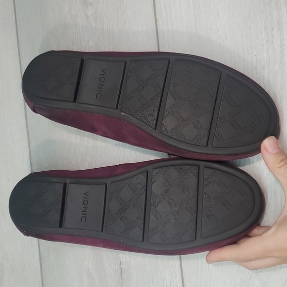 Vionic Women Athens Leather Embellished Loafer Slip on shoes sz 8.5 - Picture 12 of 13